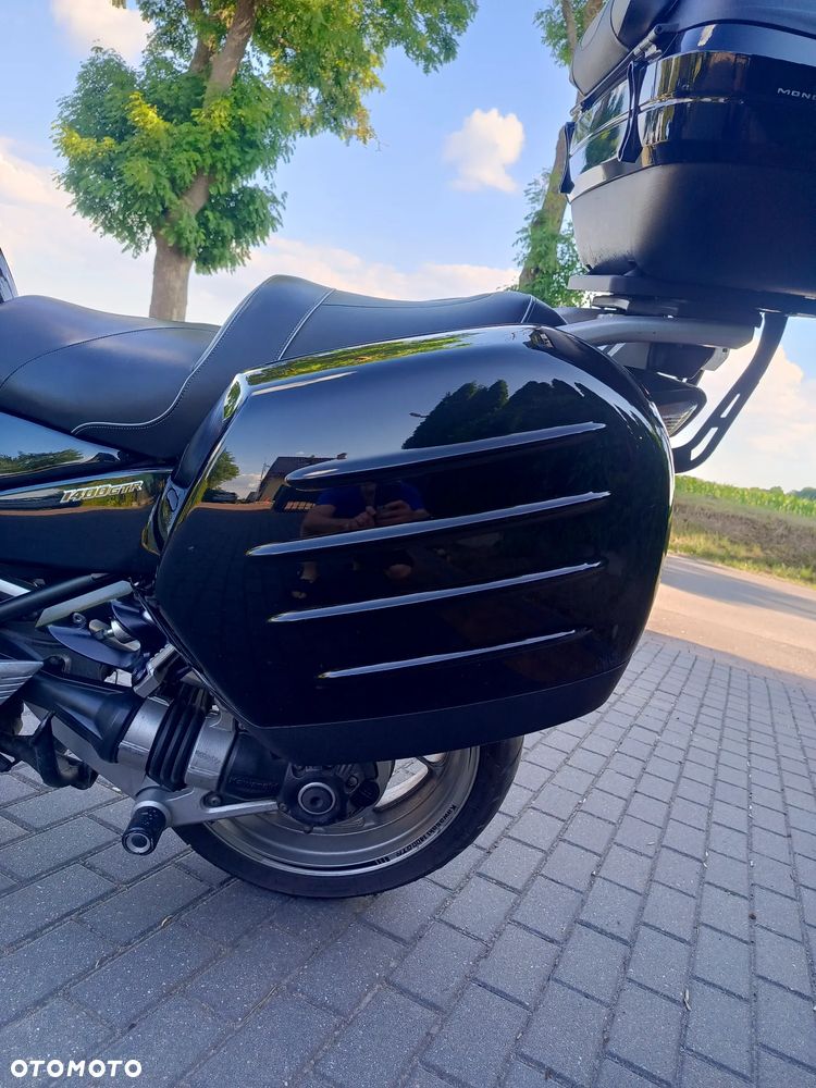 Kawasaki GTR - 9