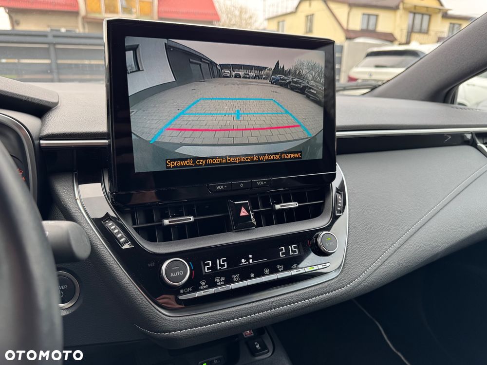 Toyota Corolla 1.8 Hybrid Executive - 29