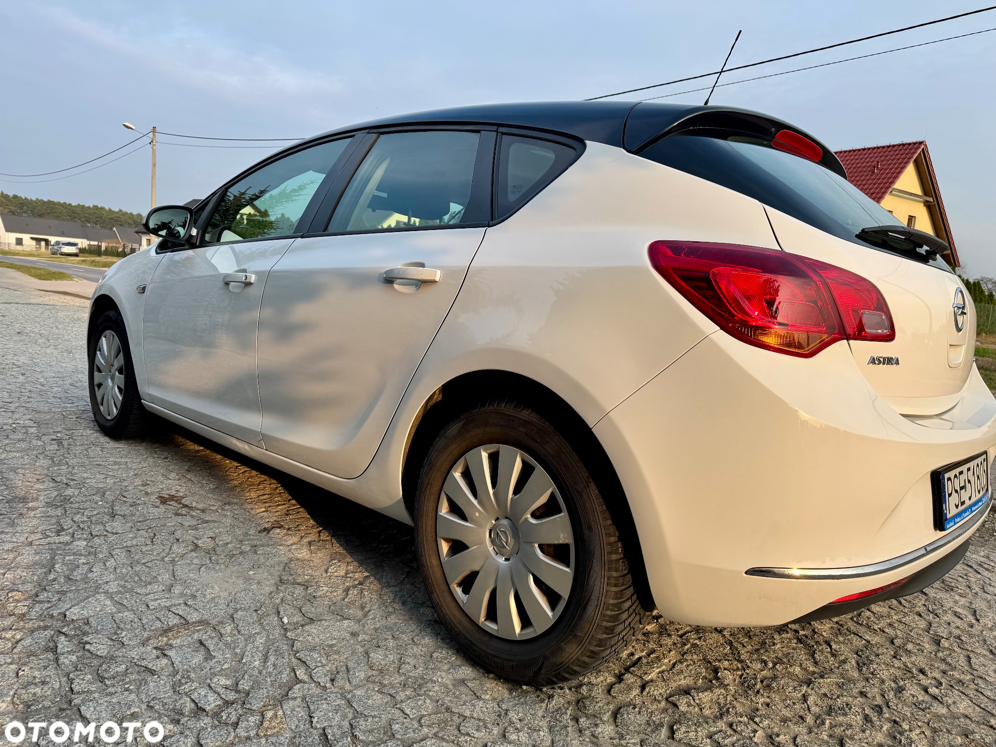 Opel Astra IV 1.6 CDTI Energy - 4