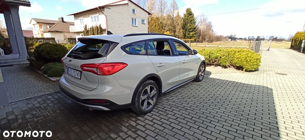 Ford Focus 1.5 EcoBoost Active - 12