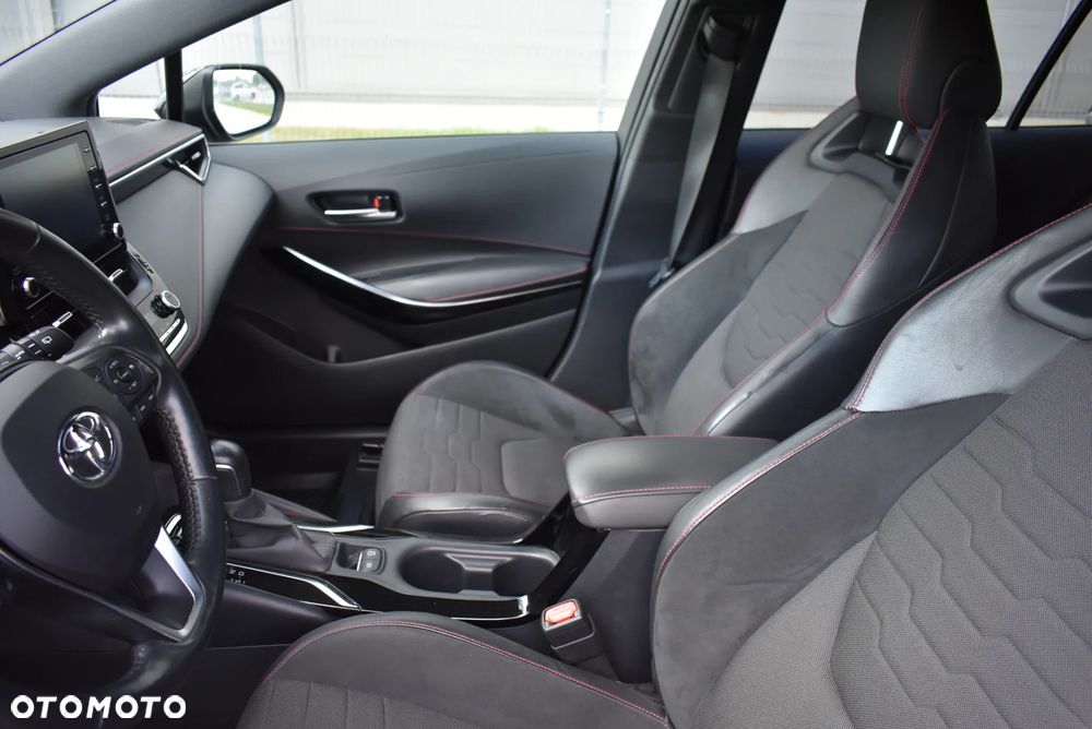 Toyota Corolla 2.0 Hybrid Executive - 10