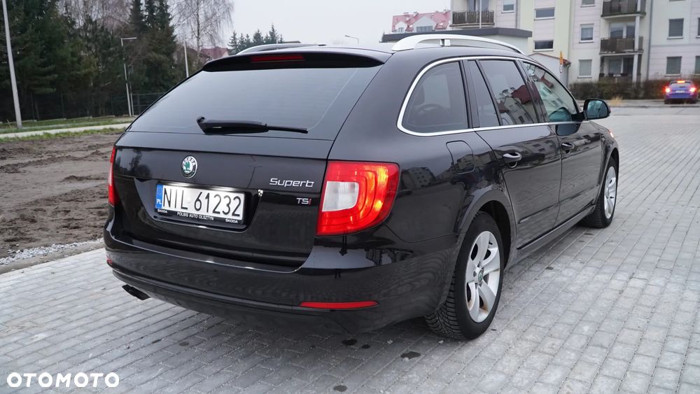 Skoda Superb 1.8 TSI Ambition DSG - 21