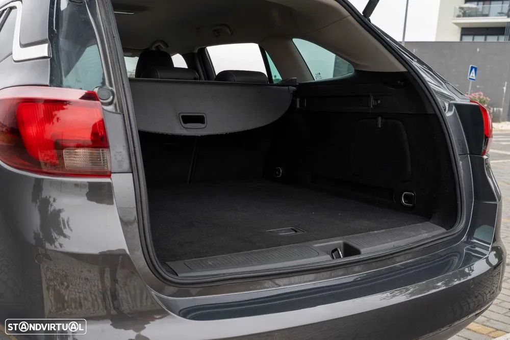 Opel Astra Sports Tourer 1.6 CDTi Cosmo S/S - 11