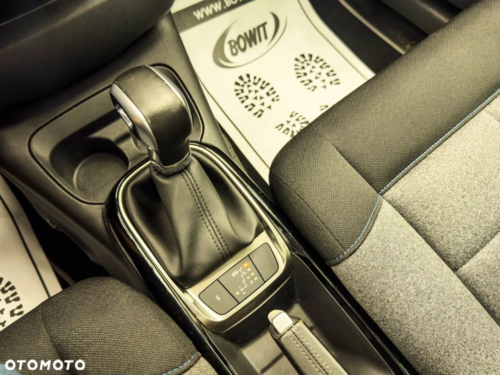 Citroën C4 Cactus 1.2 PureTech Feel S&S EAT6 - 39