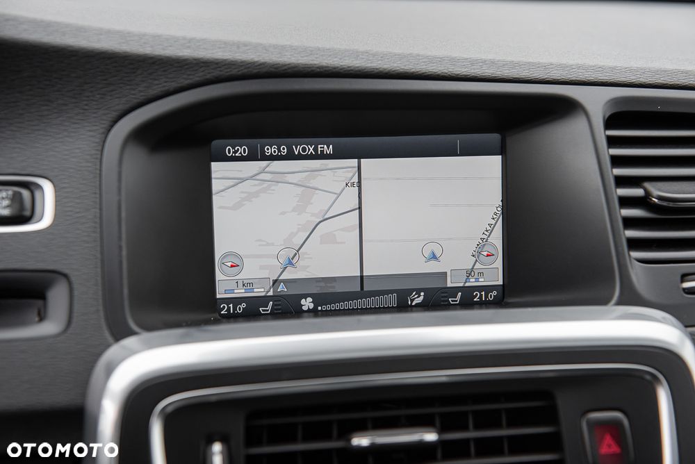 Volvo V60 D5 AWD Geartronic RDesign - 25