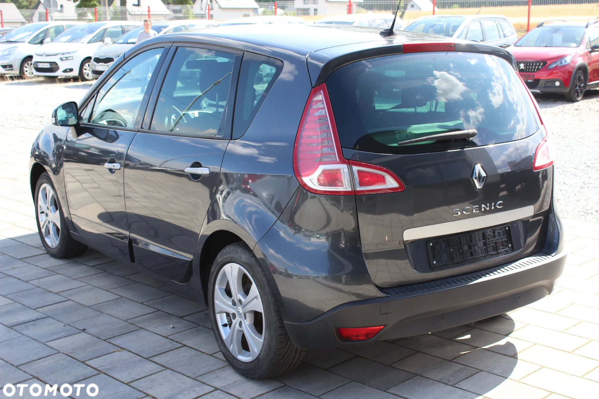 Renault Scenic 1.6 16V Limited - 7
