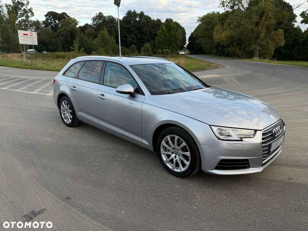 Audi A4 Avant 2.0 TDI S tronic - 35