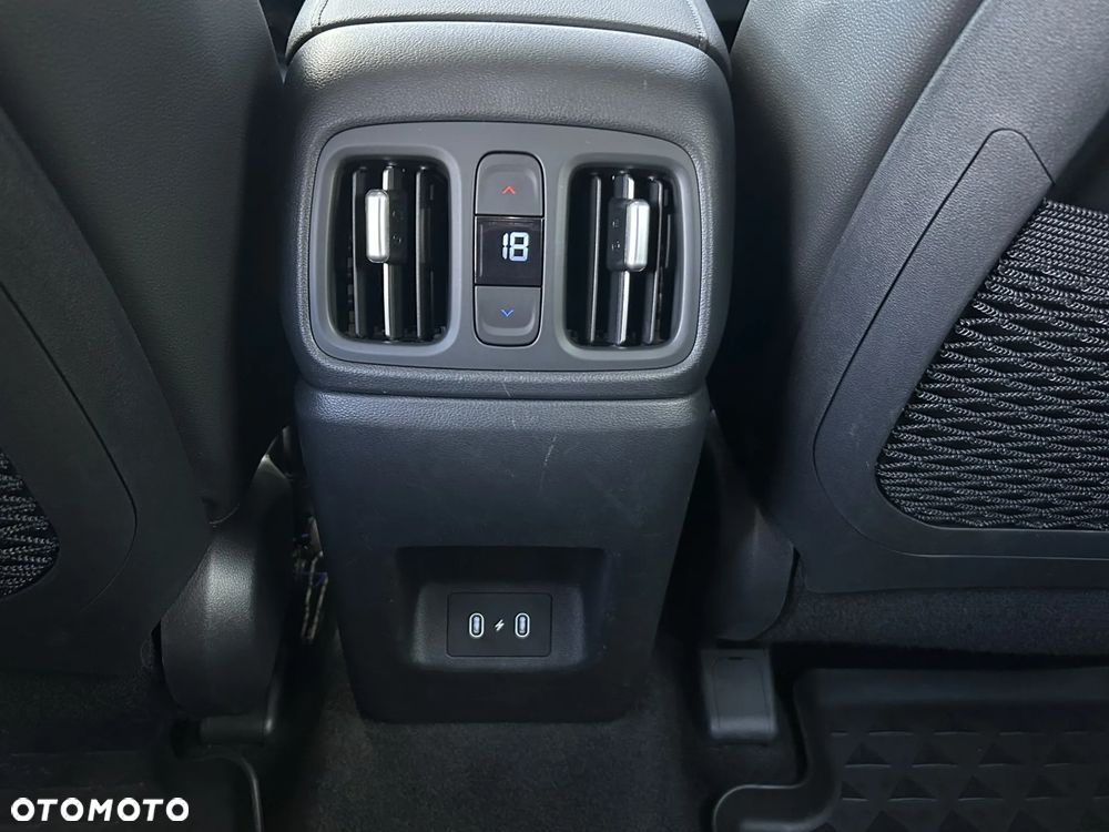Hyundai Tucson 1.6 T-GDi HEV Platinum 2WD - 19