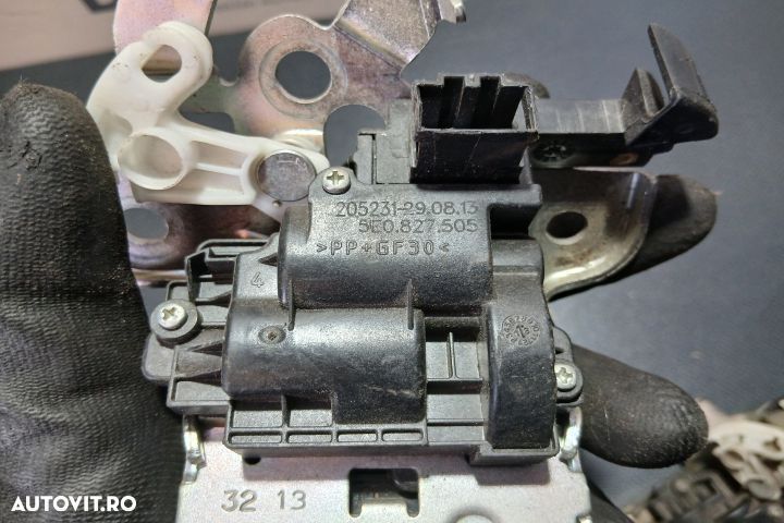 Broasca hayon 5E0827505 5E0827505 Skoda Octavia 3 [2013 - 2017] Combi - 3