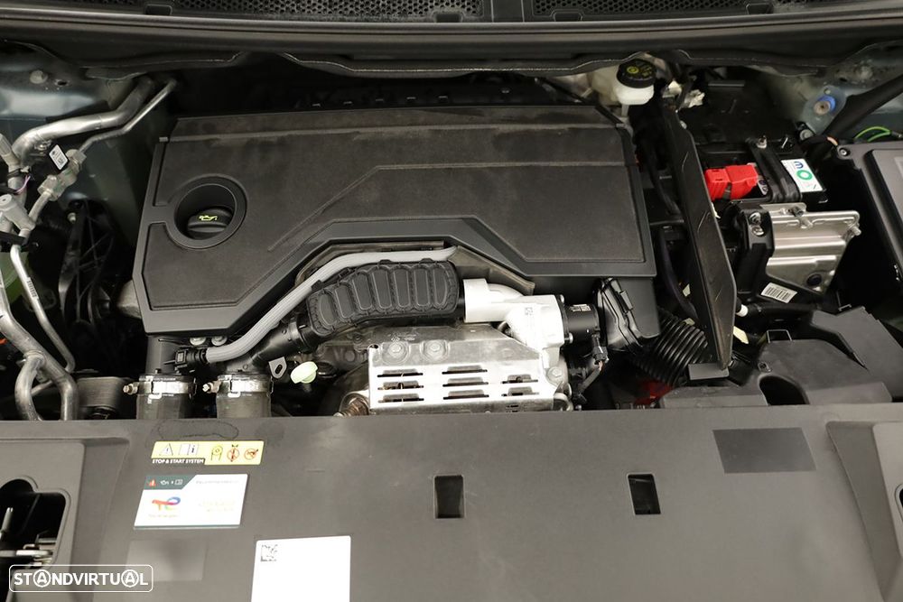 Peugeot 3008 1.2 Hybrid Allure e-DCS6 - 23