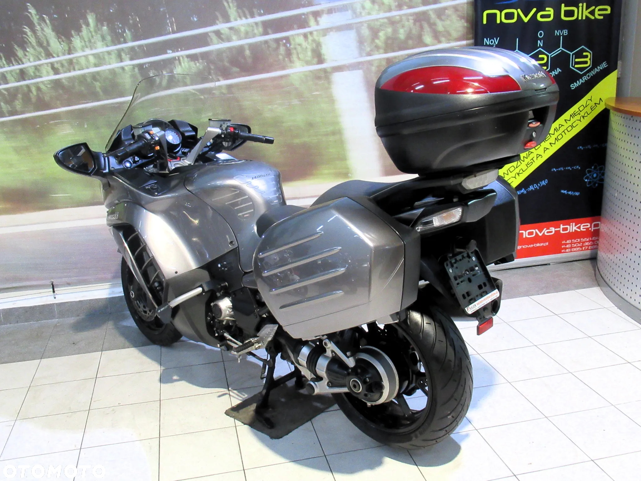 Kawasaki GTR - 4