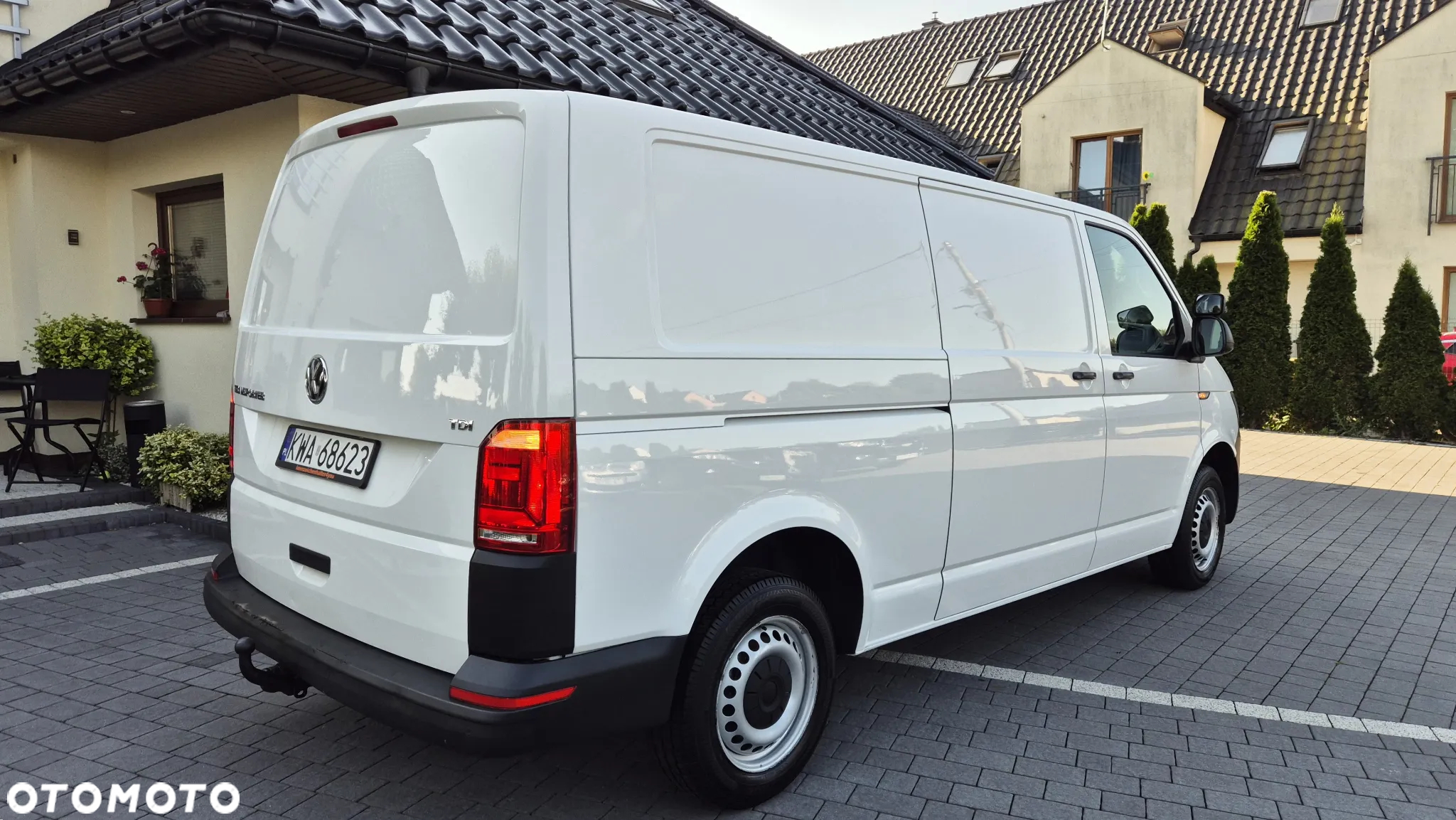 Volkswagen Transporter T6 TDI L2H1 Plus Trendline - 3