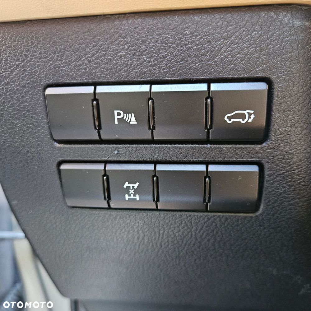 Lexus NX 200t AWD Luxury Line - 25