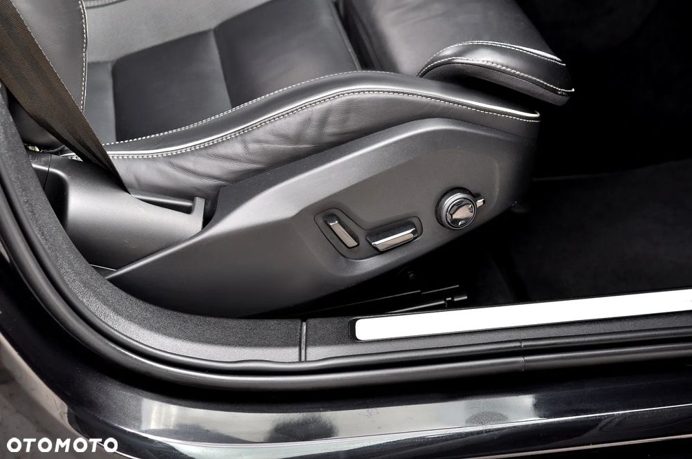 Volvo V60 B4 D Geartronic RDesign - 25