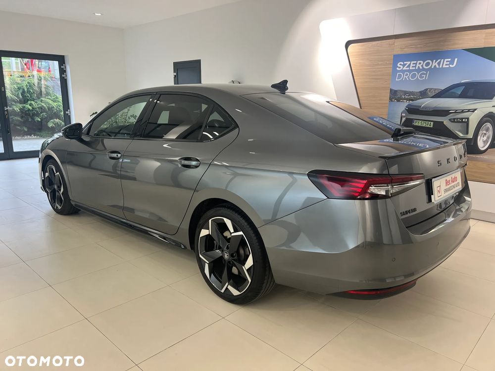 Skoda Superb 2.0 TSI 4x4 Sportline DSG - 6