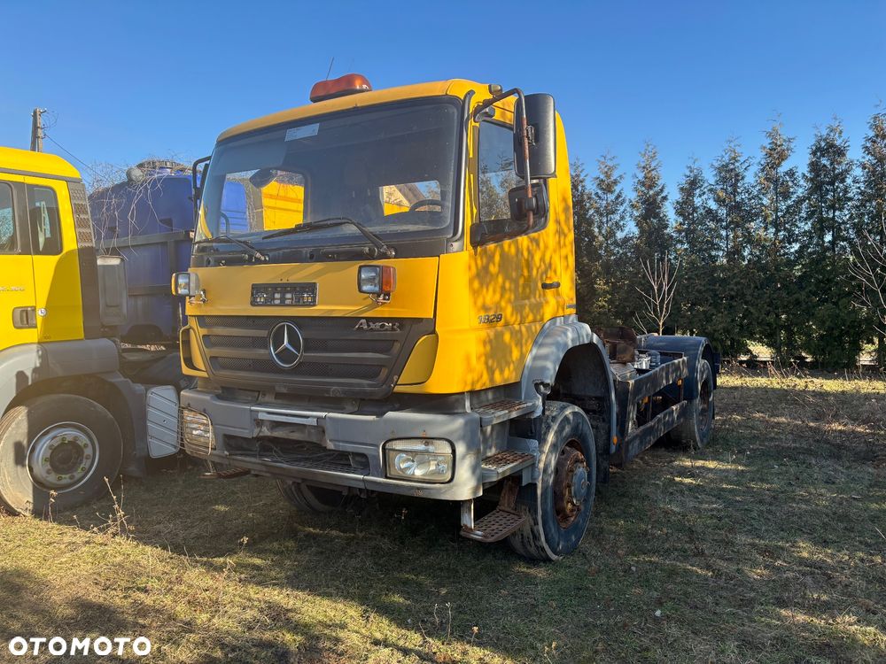 Mercedes-Benz Axor 1829 4x4 rama
