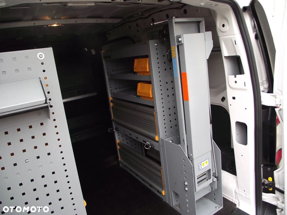 Volkswagen CADDY MAXI - 31