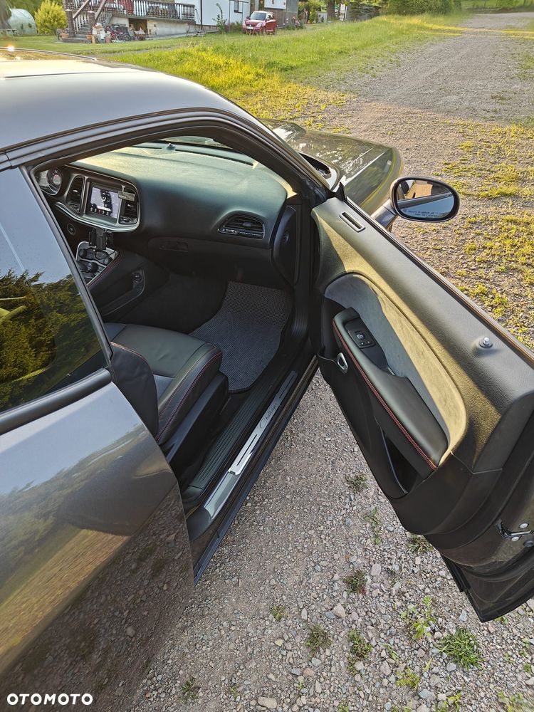 Dodge Challenger Automatik R/T Plus - 25
