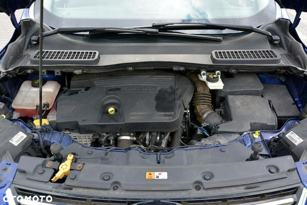 Ford Kuga 2.0 TDCi 4x4 Titanium - 36