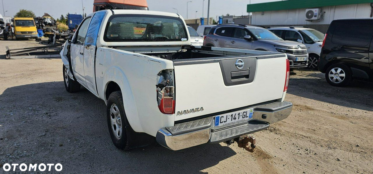 Nissan Navara - 5