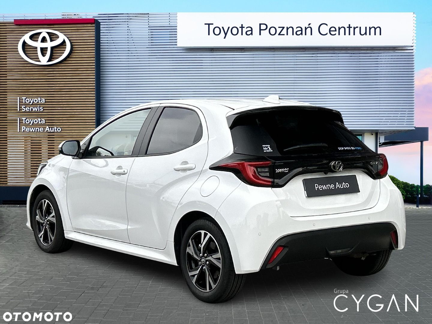 Toyota Yaris - 4