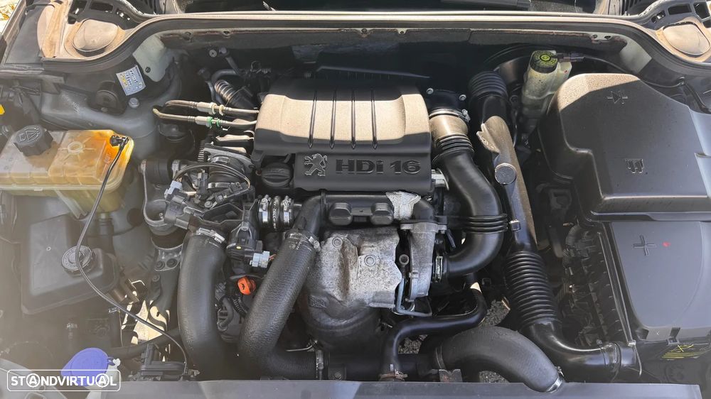 Peugeot 407 SW - 31