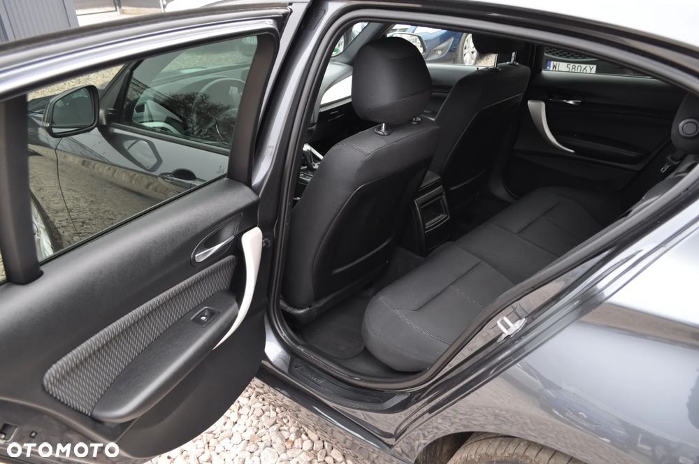 BMW Seria 1 116i - 18