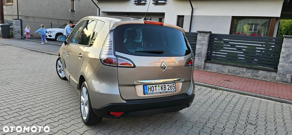 Renault Scenic 1.6 16V 110 LIMITED - 12