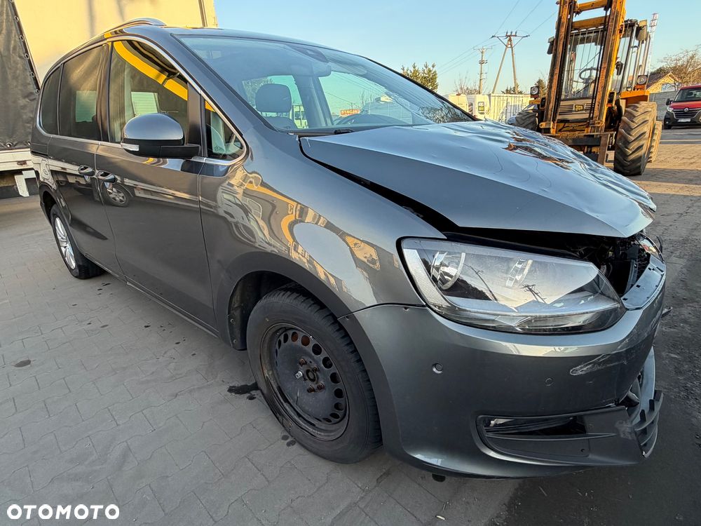 Volkswagen Sharan 2.0 TDI DSG (BlueMotion Technology) Highline - 9