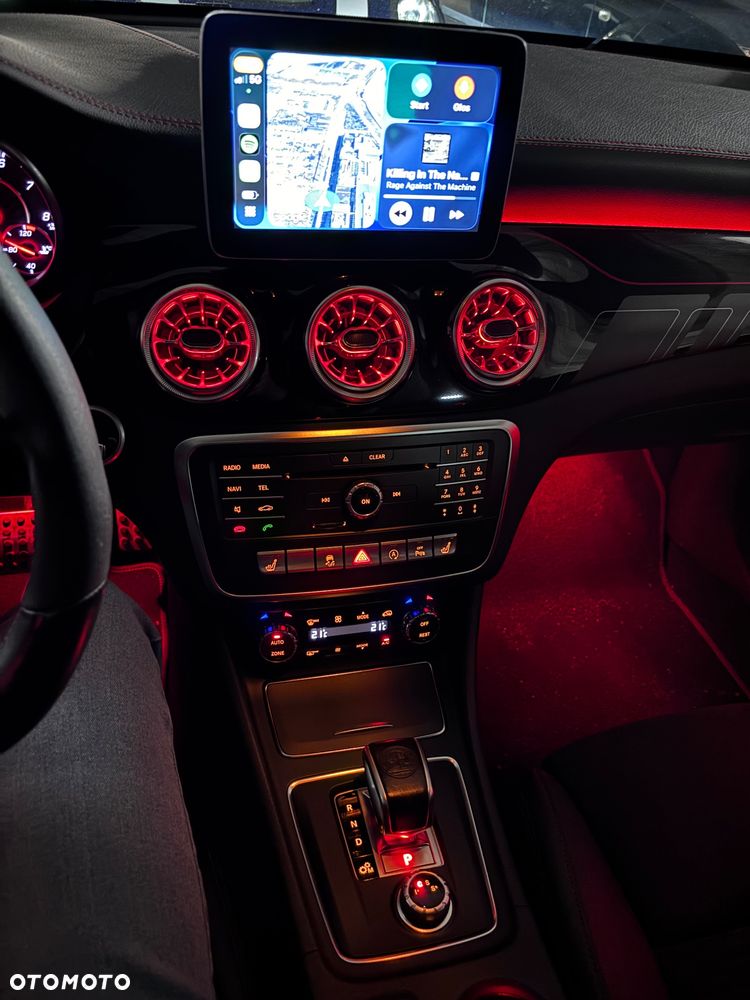 Mercedes-Benz CLA - 23