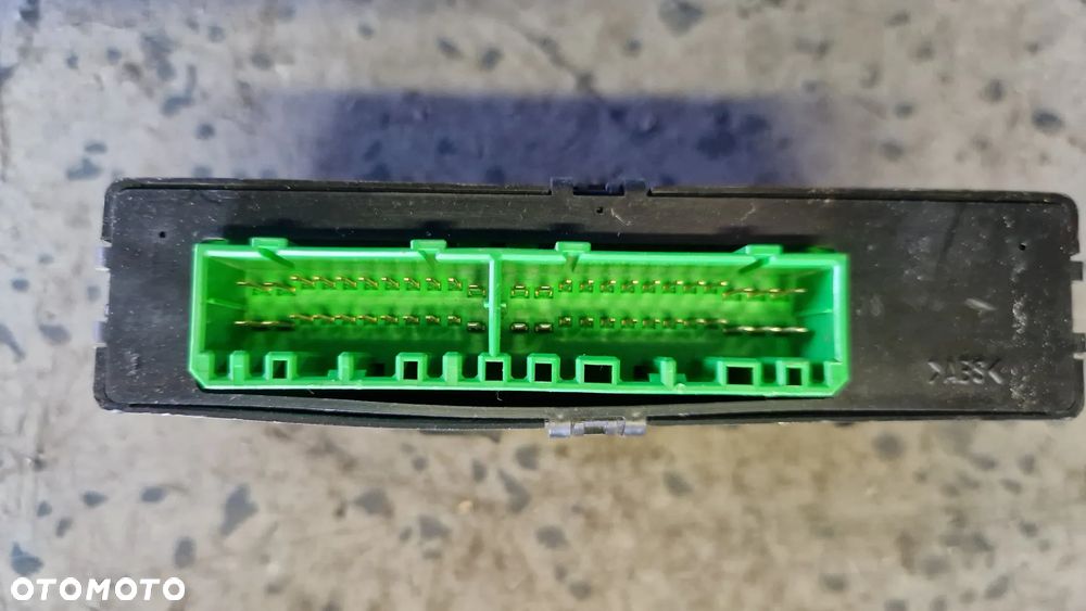 VOLVO V40 LIFT MODUŁ ALARMU 30889927 - 3