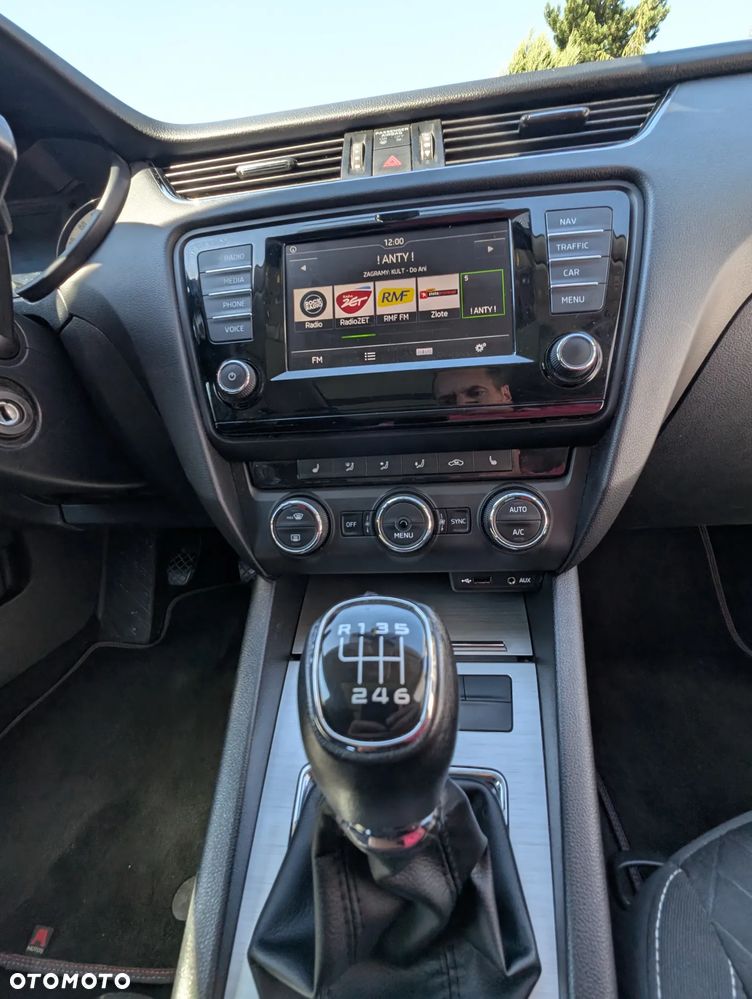 Skoda Octavia 2.0 TDI Edition - 12