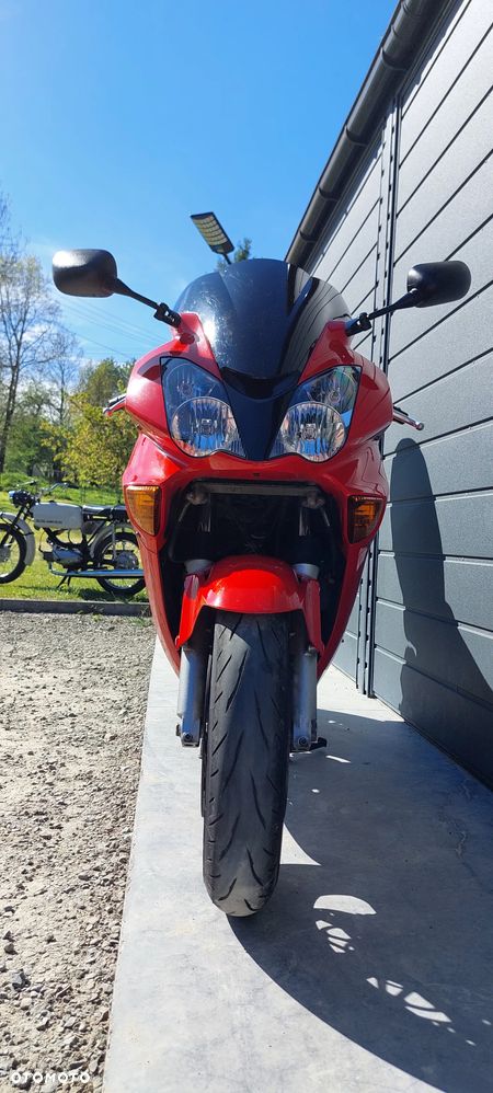 Honda VFR - 33
