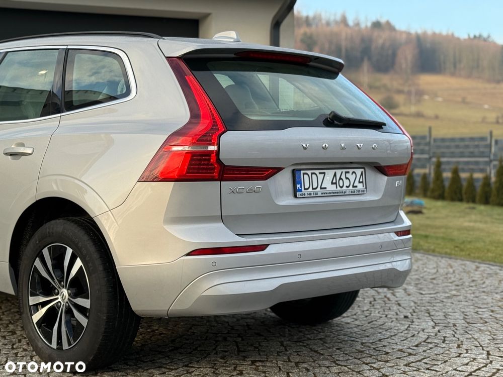 Volvo XC 60 B4 D Ultimate Dark - 12