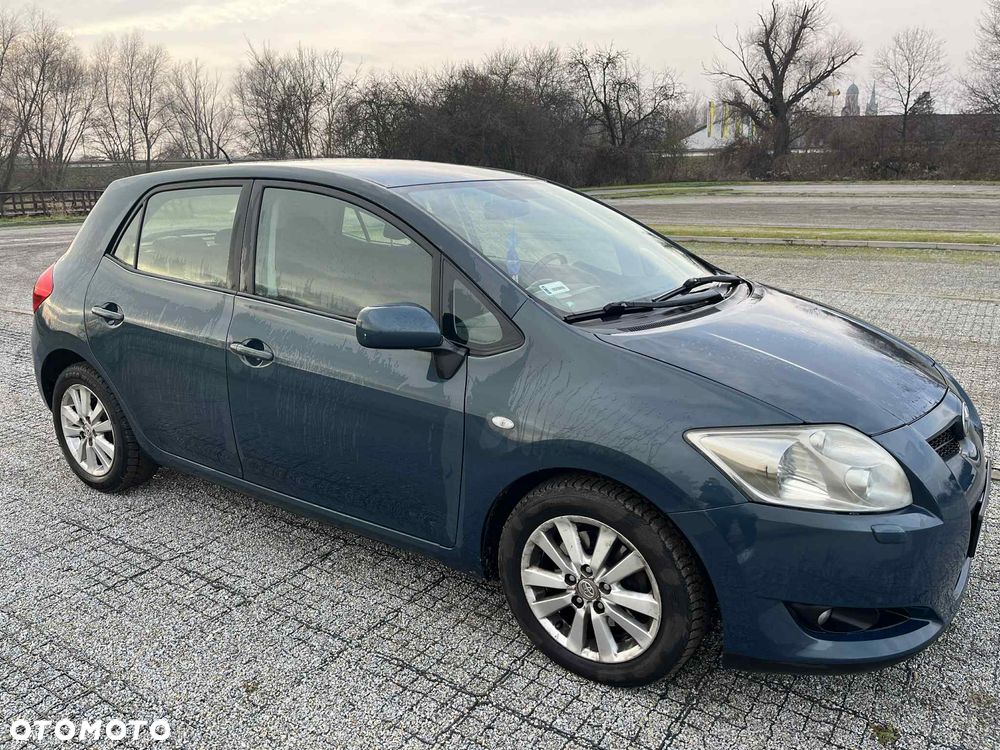 Toyota Auris - 3