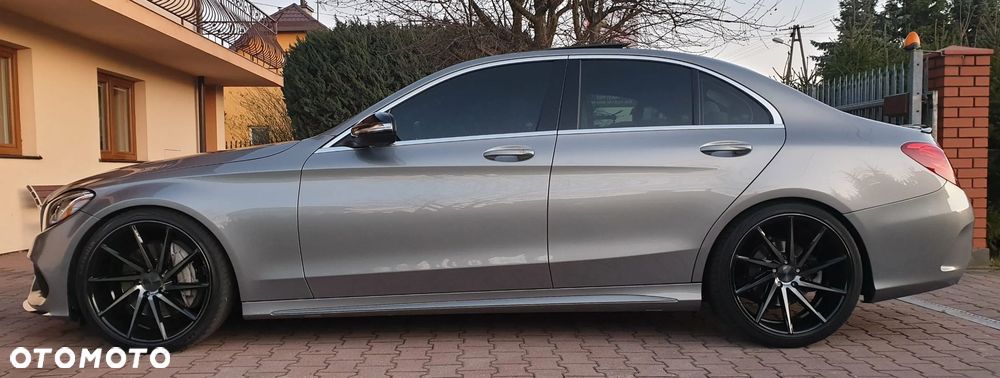 Mercedes-Benz Klasa C 300 7G-TRONIC AMG Line - 5