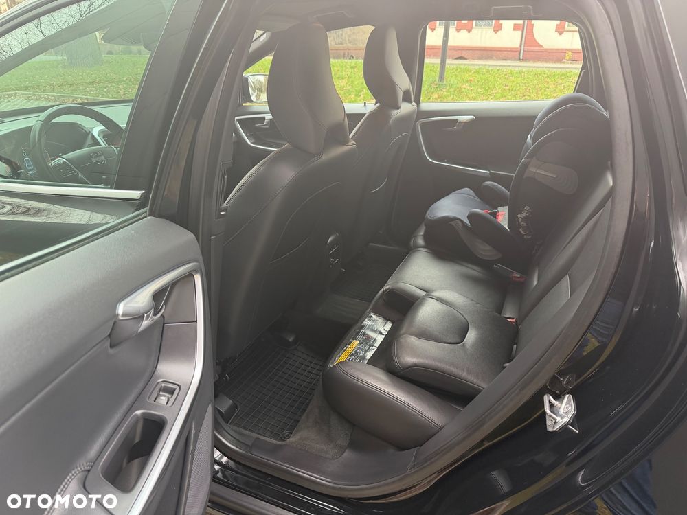 Volvo XC 60 D4 Drive-E Summum - 10