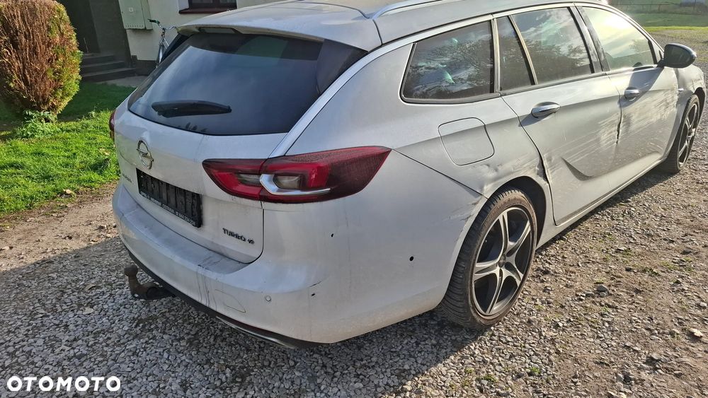 Opel Insignia - 8