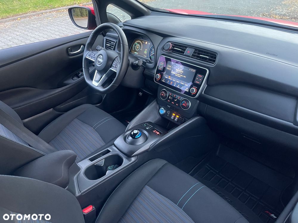 Nissan Leaf 40kWh Acenta - 9