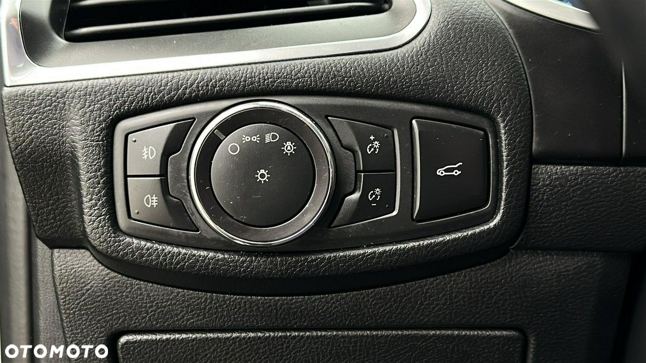 Ford Galaxy - 26