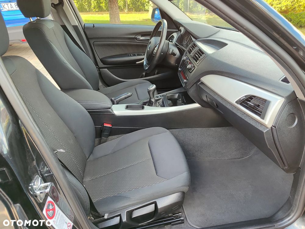 BMW Seria 1 116d Sport Line - 8