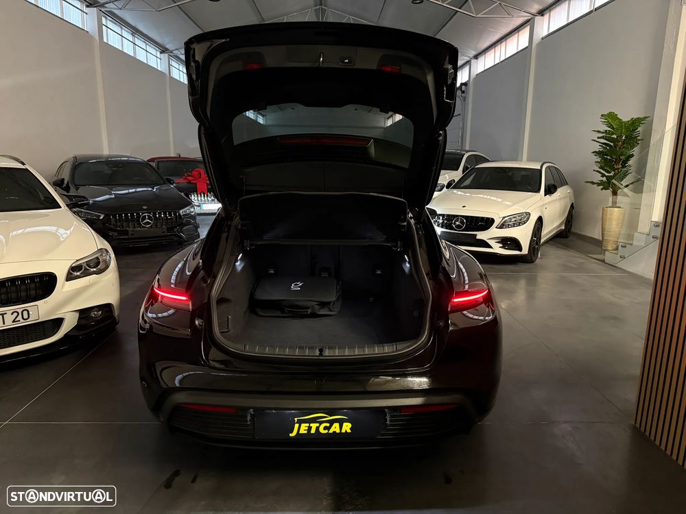 Porsche Taycan Sport Turismo Black Edition - 19