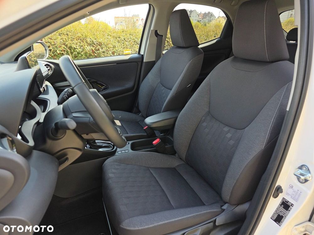 Toyota Yaris Hybrid 1.5 Style - 18