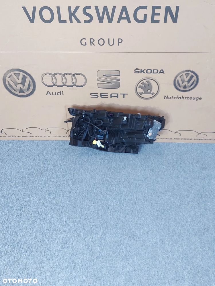 Audi Q8 Lampa Matrix Nowa USA 4M8941035B - 6