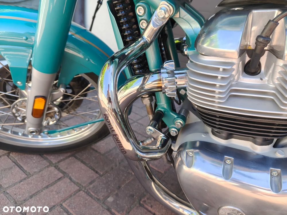 Royal Enfield Classic - 4