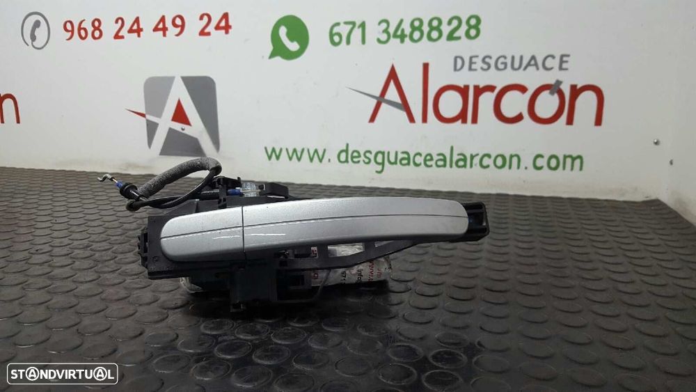 PUXADOR EXTERIOR FRENTE DIREITO FORD FOCUS LIM. TREND - 1