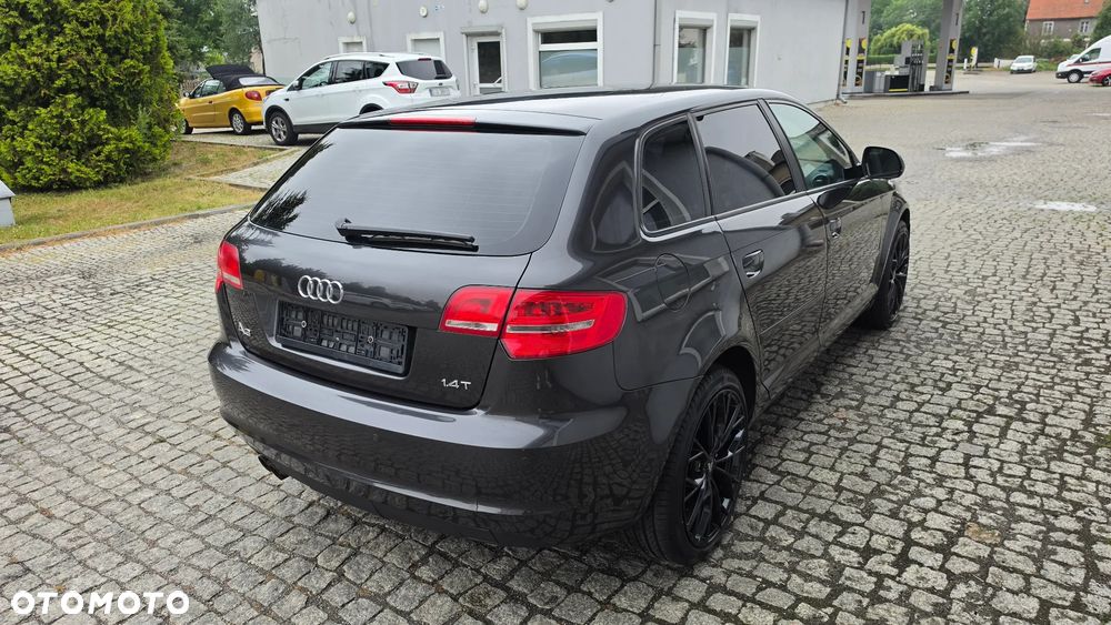 Audi A3 Sportback 1.4 TFSI Attraction - 4