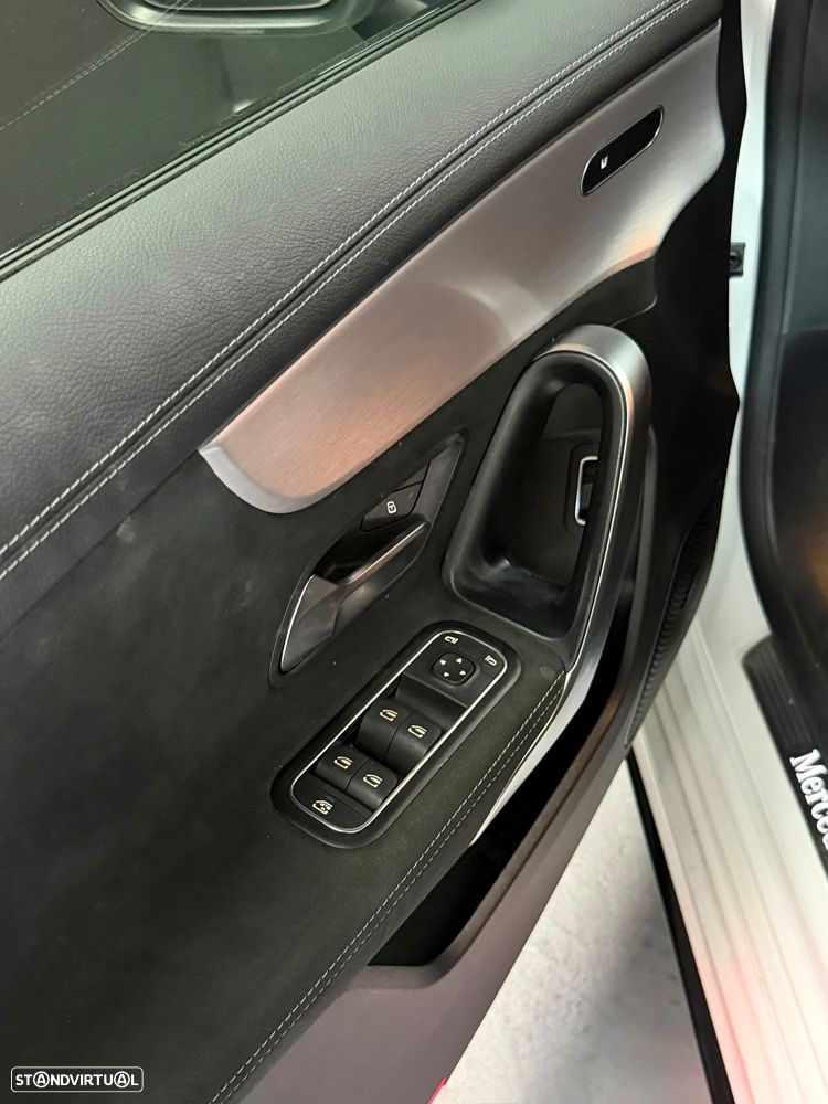Mercedes-Benz A 250 e 8G-DCT Edition AMG Line - 12