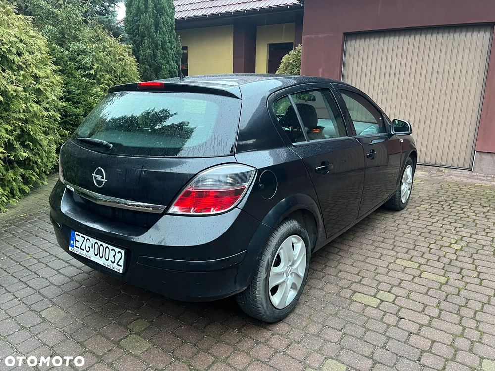 Opel Astra 1.6 Enjoy - 4