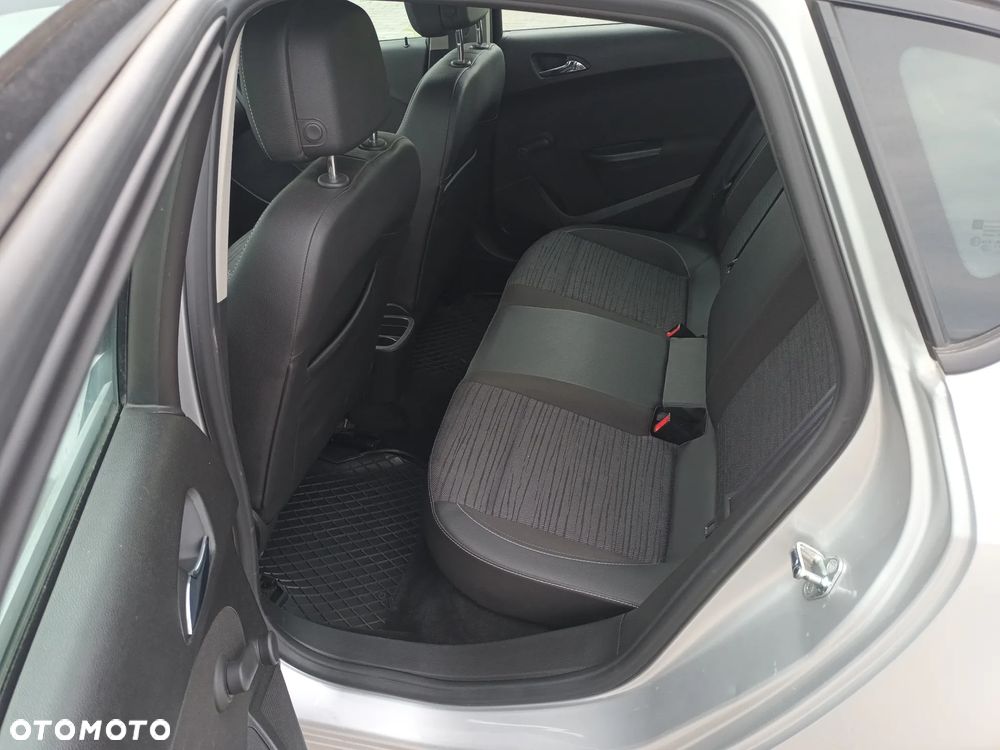 Opel Astra 1.6 CDTI Cosmo - 13